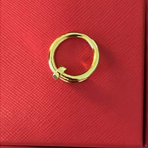Designer Style Gold Plated Unisex Fashion Ring- Size 7 - Picture 13 of 15